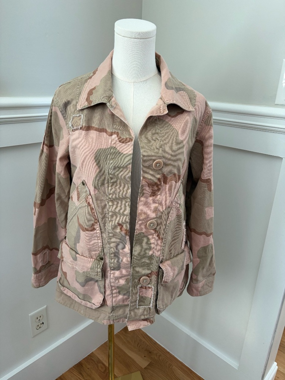 Anthropologie Camo Utility Jacket Pink Tan Distressed Detail Size SP
